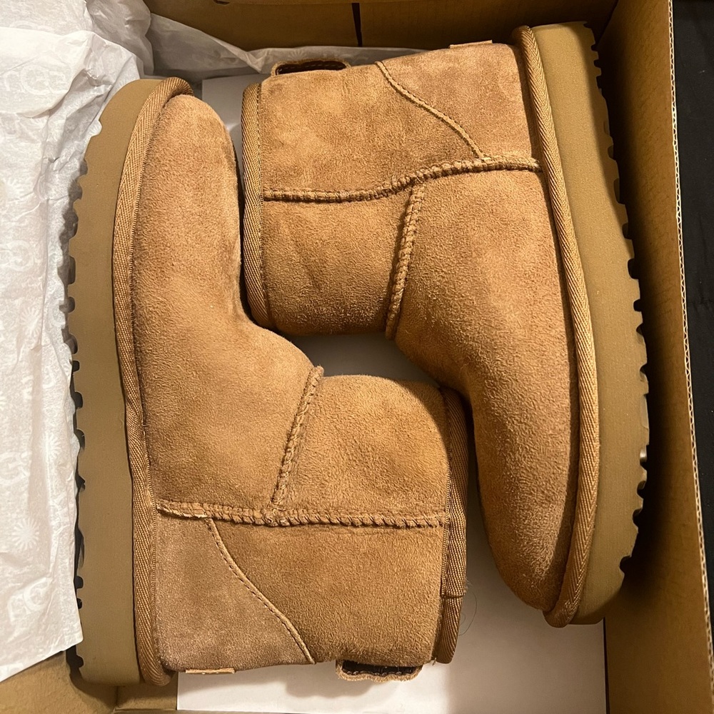 UGG classics mini - Picture 7 of 7